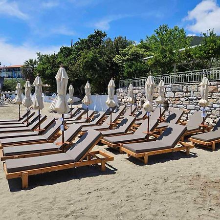 Roula'S House On The Beach Skiathos Town Bagian luar foto